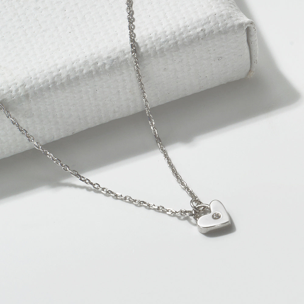 Lueur d’Amour Pendant Necklace