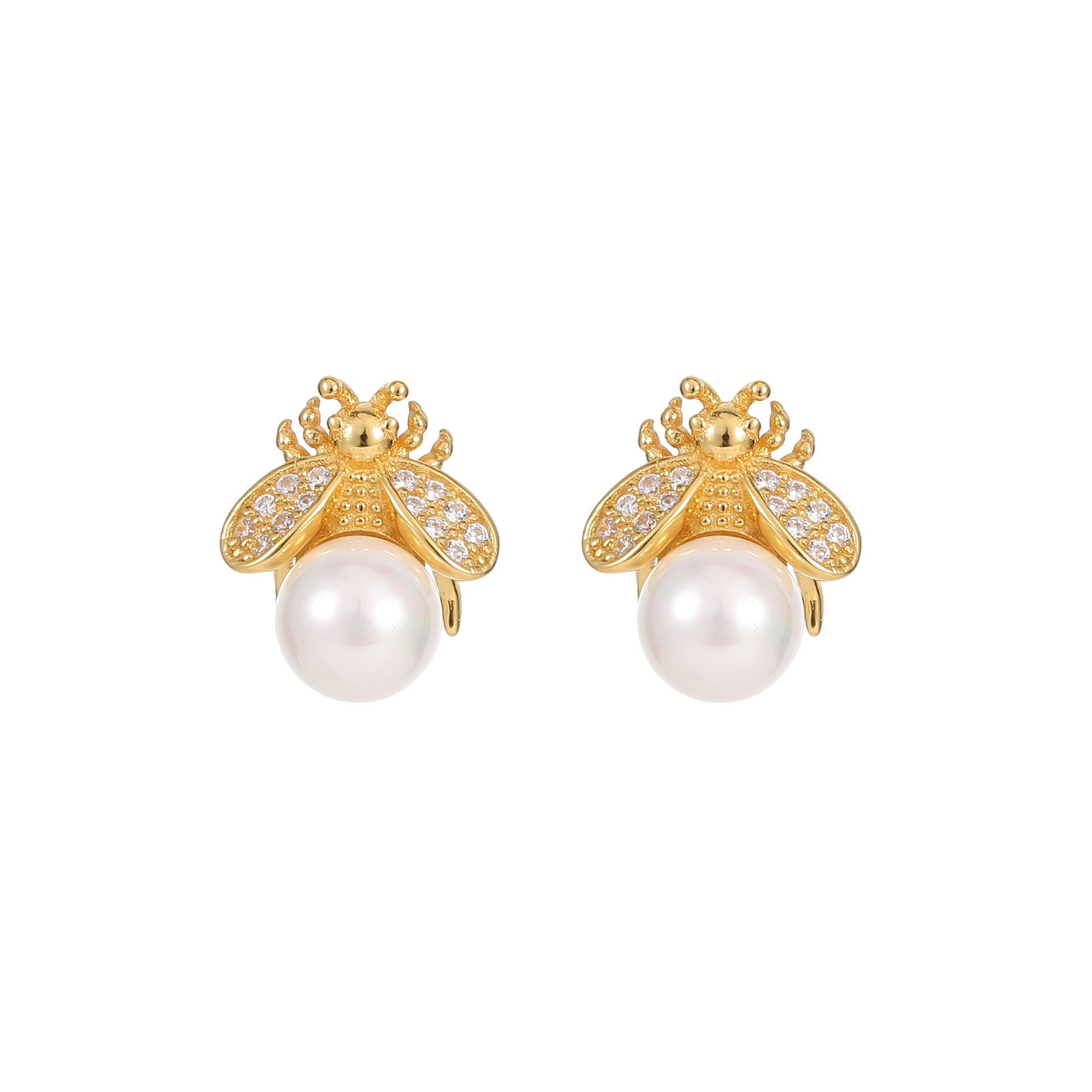 Buzzing Bee Pearl Studs