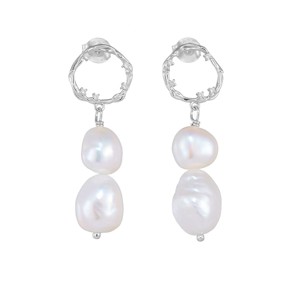 Amélie’s BaroqueGlow Earrings