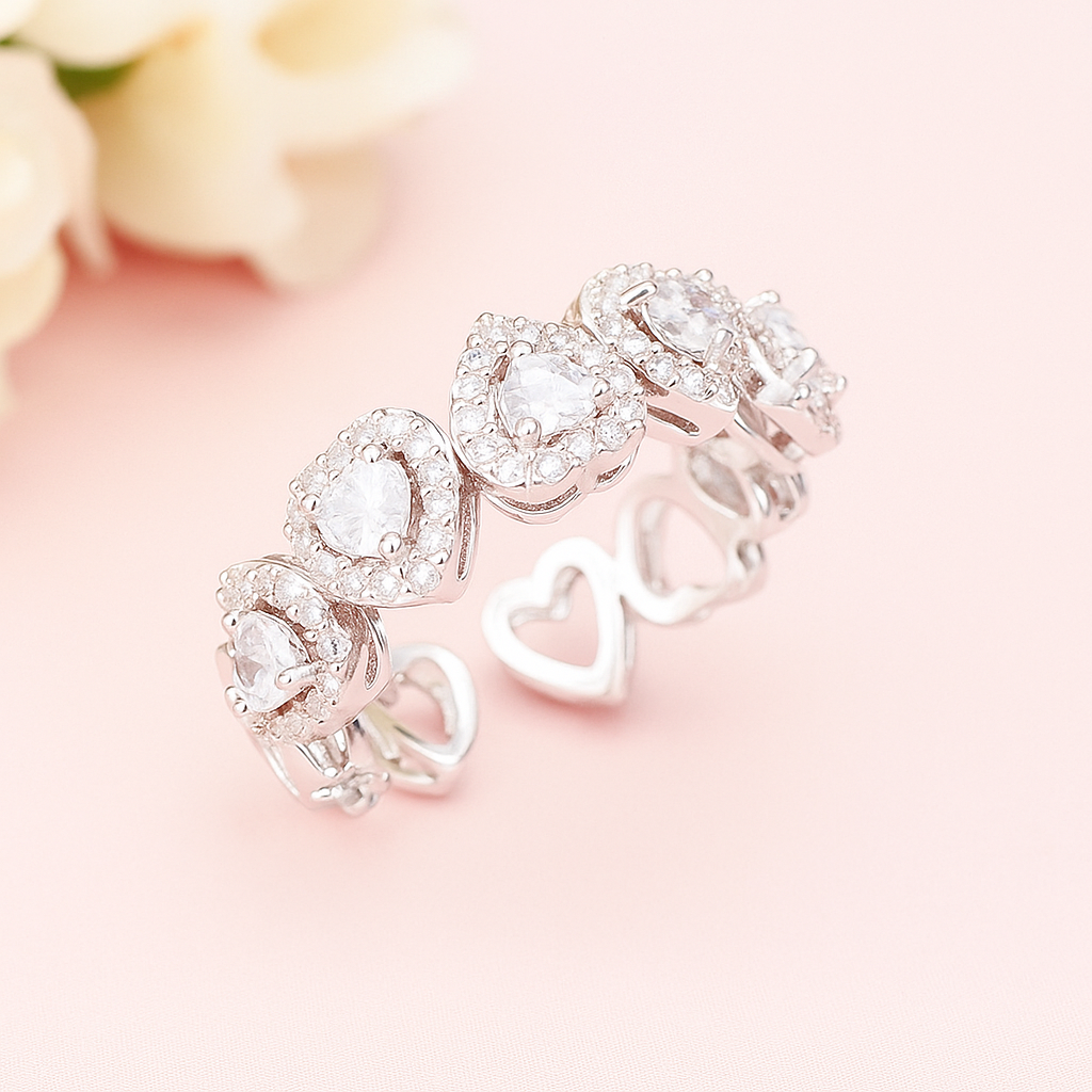 Lyra Heart Ring