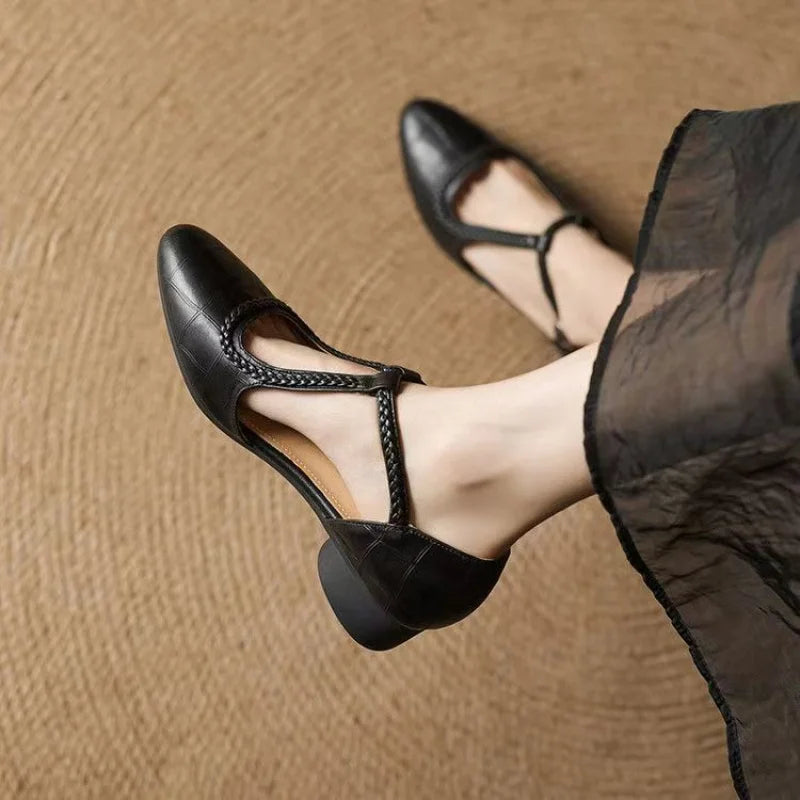 Lynelle™ | Bevora T-Strap Sandalet