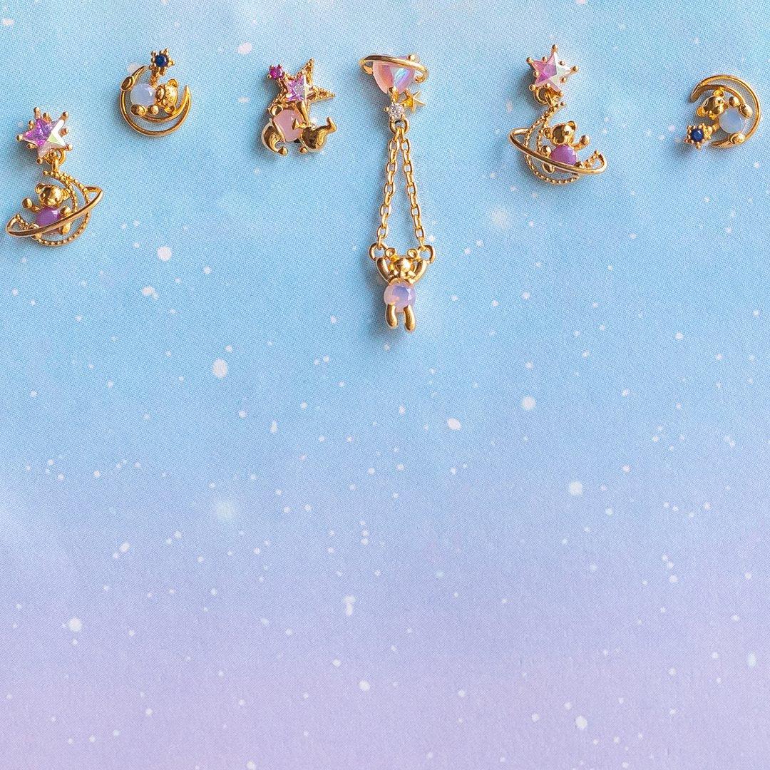 Dreamy Bear Stud Earrings (Baby Blue Moony)