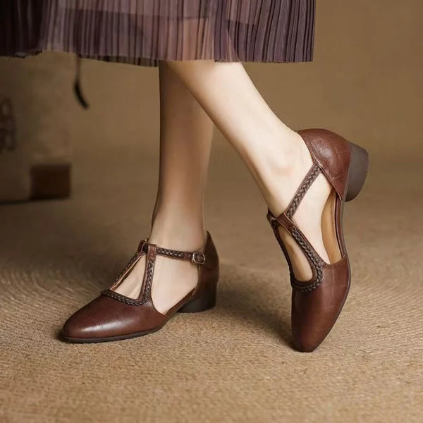 Lynelle™ | Bevora T-Strap Sandalet